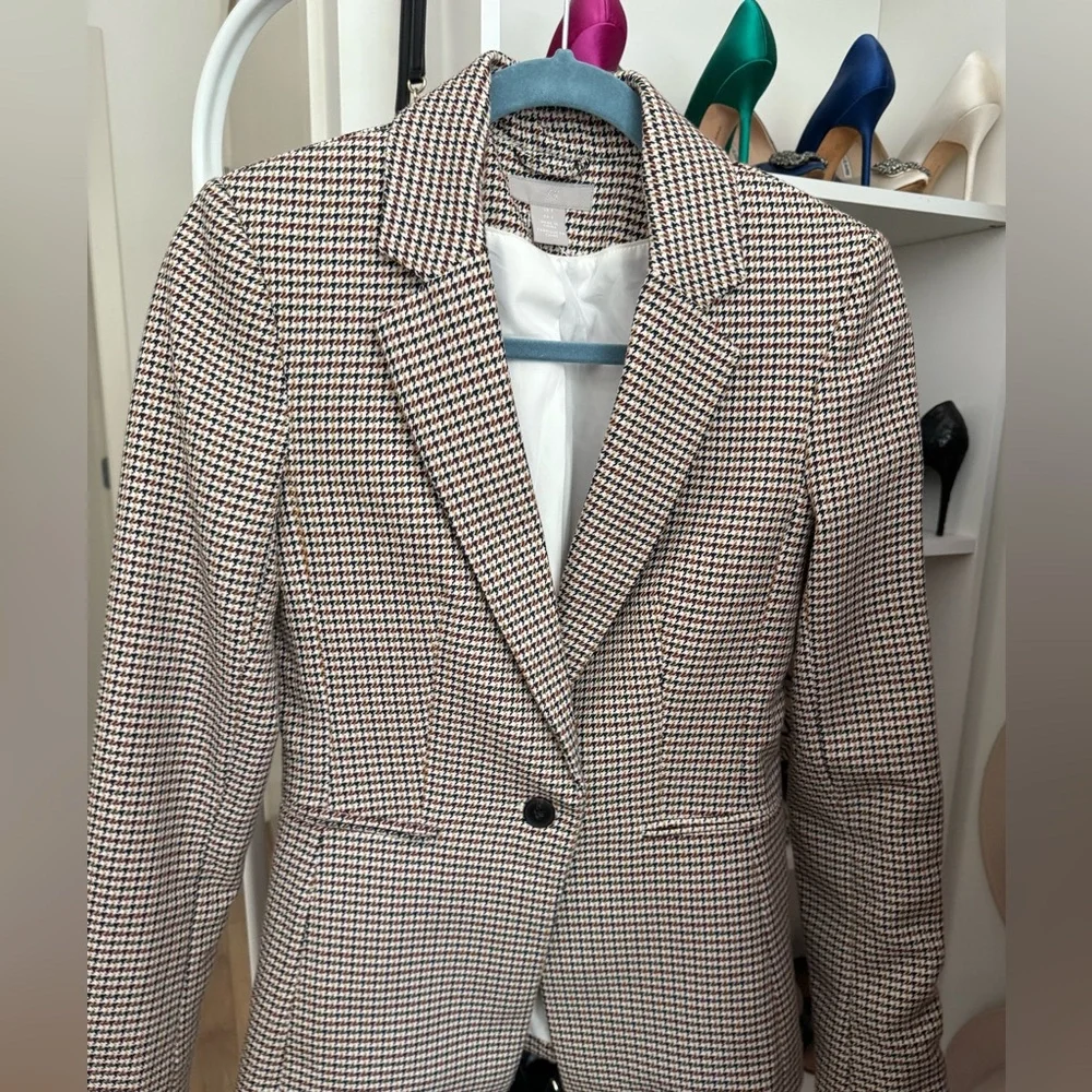 Classic Tailored Suit Jacket Bundle - Picture 5 of 5
